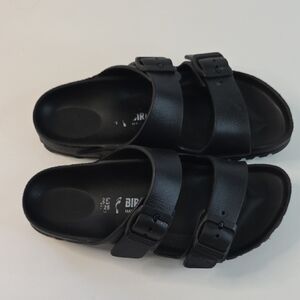 Woman's Birkenstock Black Double Strap Sandals Size 4.5